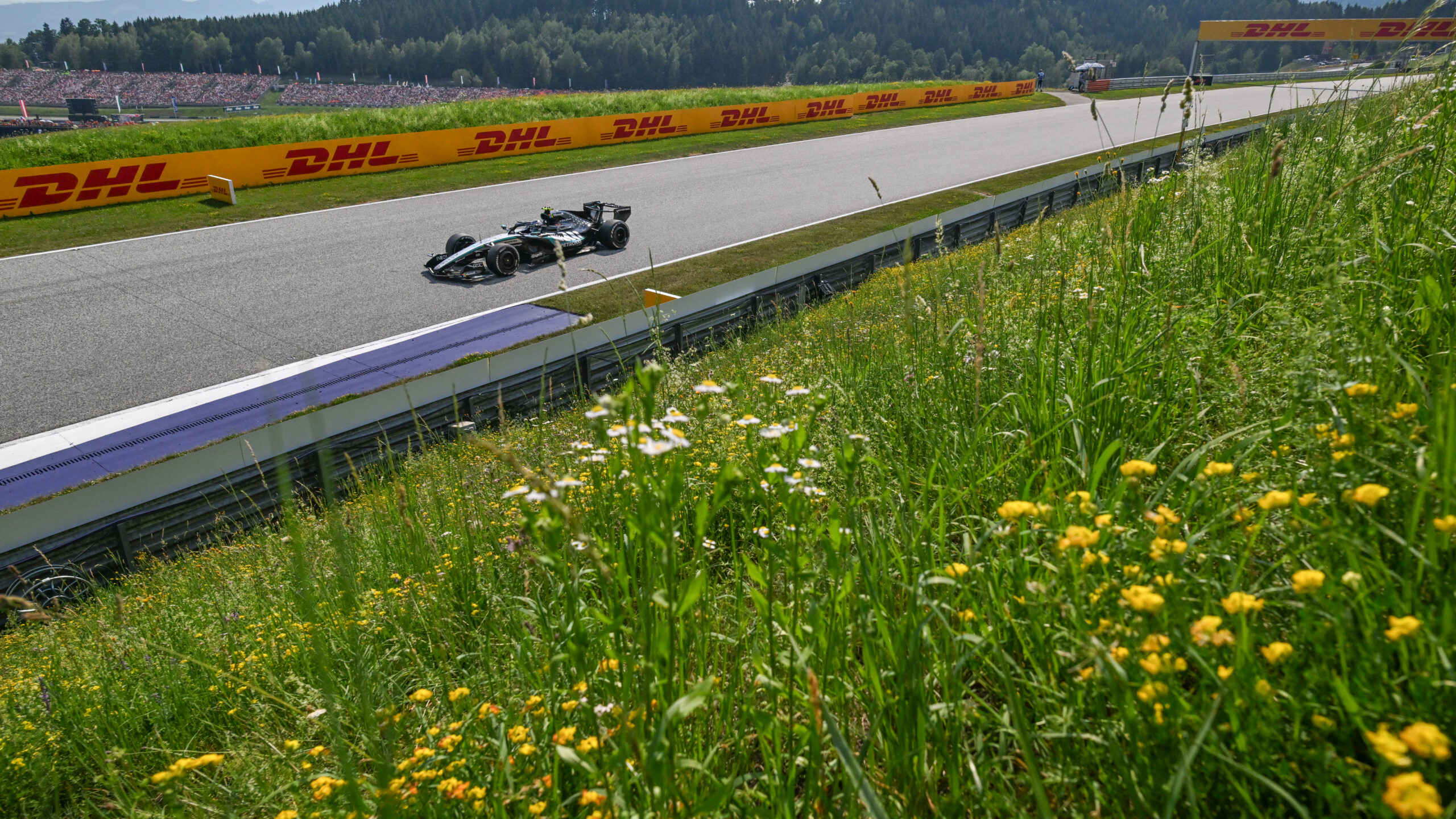 F1 in Austria: Starts off exciting, then goes the opposite way