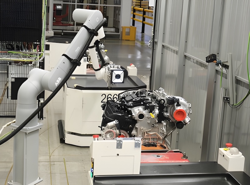 Horse Powertrain تؤتمت فحص المحركات بنظام سيمنس الذكي